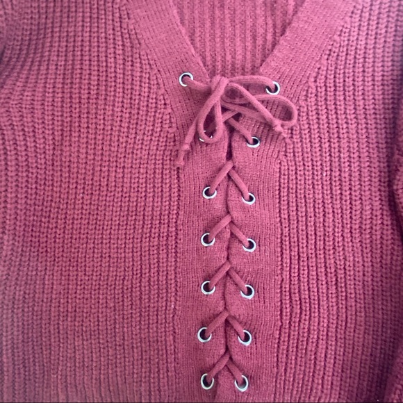 Blue Blush Cropped Lace-Up Front Long Sleeves V-Shaped Neckline Sweater … - Picture 6 of 8